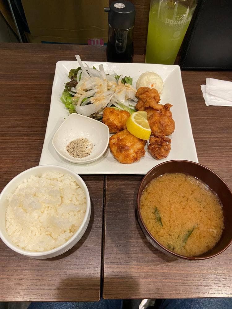 地鶏料理と魚魚串 おおたや