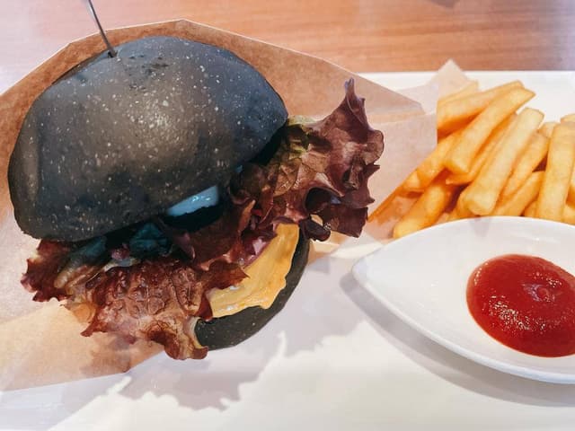 BURGER DINING GOTHAM DINER. - サブ画像3