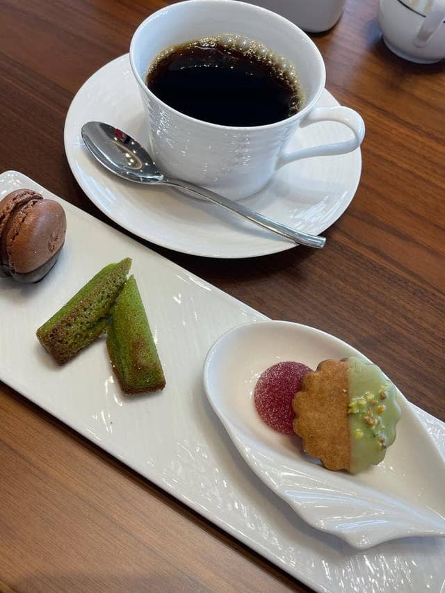 The Lobby Cafe グランドニッコー東京台場 - サブ画像3