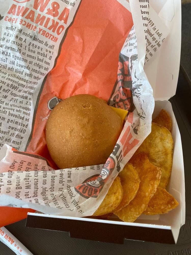 A&W 屋宜原店