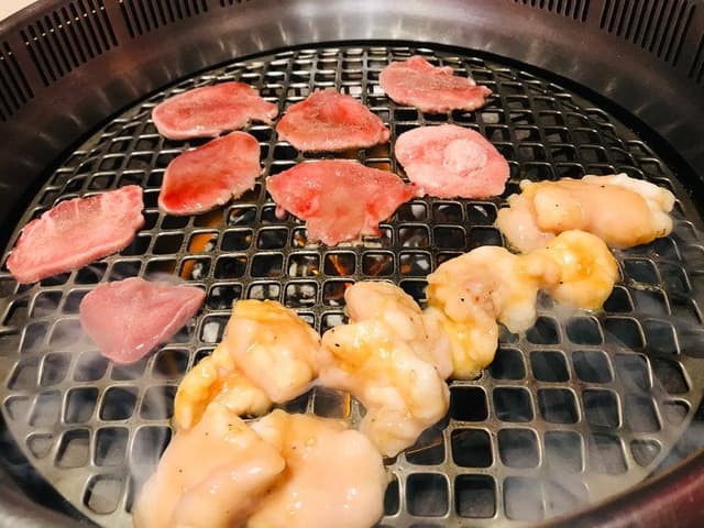焼肉のバーンズ 黒部店 - サブ画像1
