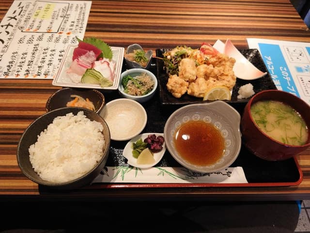 旬魚菜 磯一 山田店 - サブ画像2
