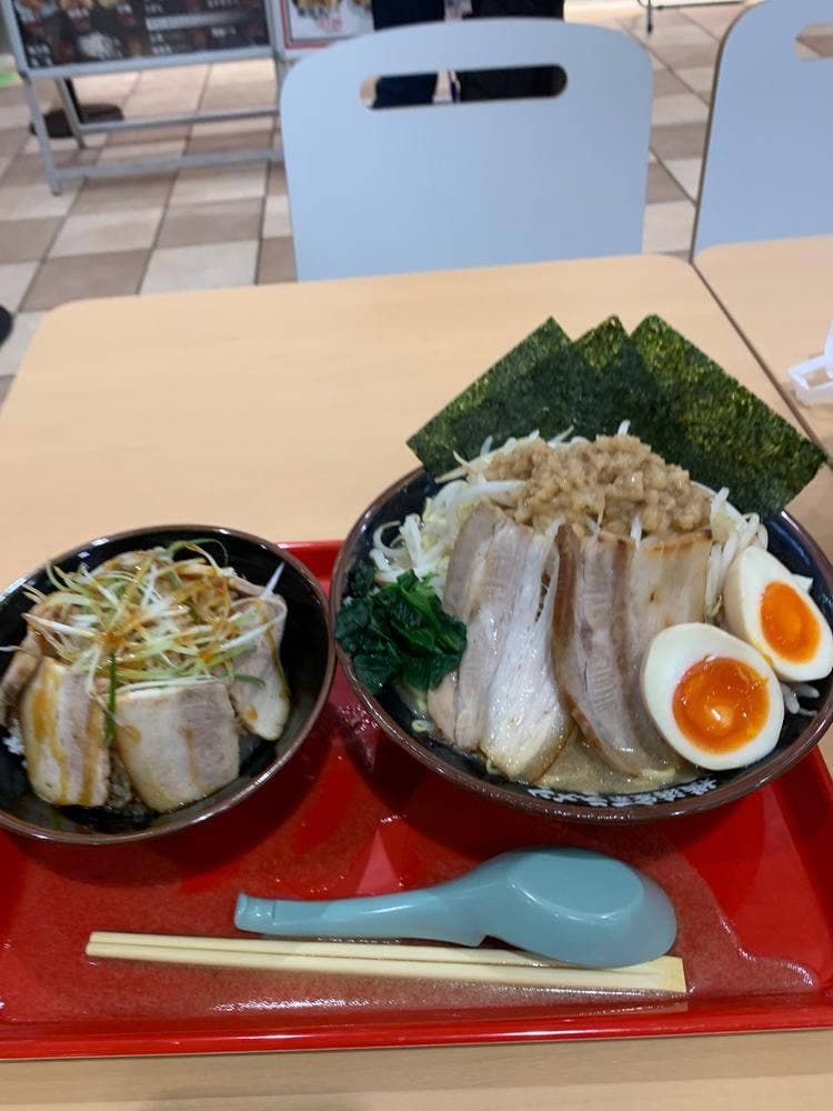 丸岡商店 モレラ岐阜店