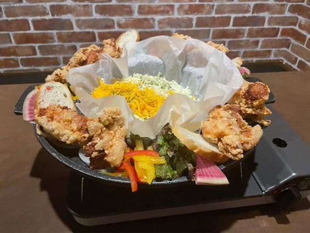 お肉とチーズの専門店 チーズラボ エスタ富山店 - サブ画像1