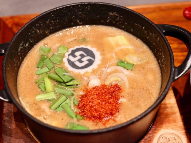 フジヤマ55 ミッドランドラーメンスタンド - サブ画像1