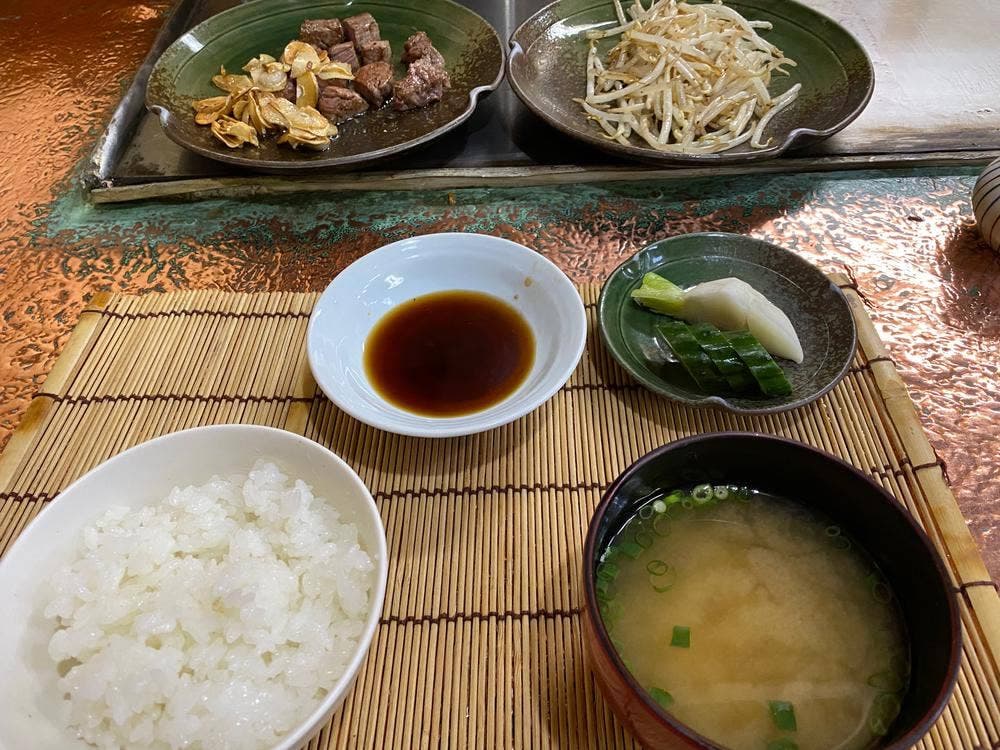 ステーキいづな