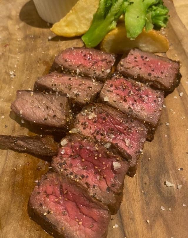 和牛もつ鍋と炙り和牛寿司 完全個室居酒屋 八重洲屋 八重洲日本橋店 - サブ画像1