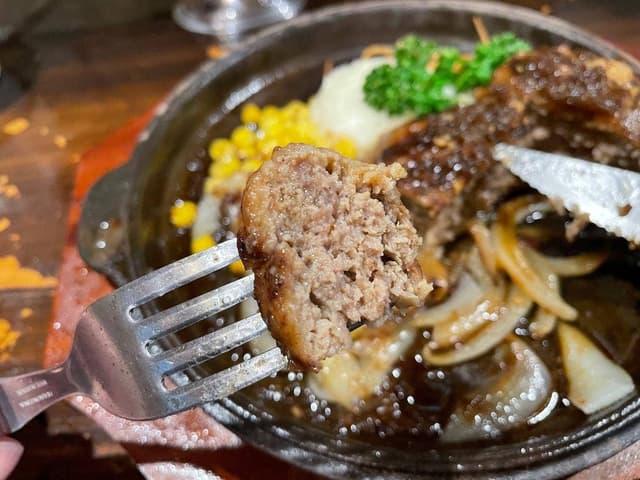 ハンバーグ×炭焼きステーキ Gravy - サブ画像2