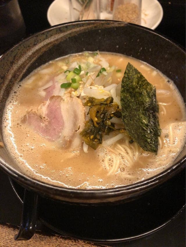 本格博多豚骨ラーメン 豚野郎 - サブ画像2