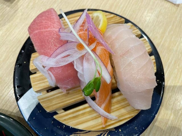 回転寿司 すし丸 ゆめタウン徳島店 - サブ画像1