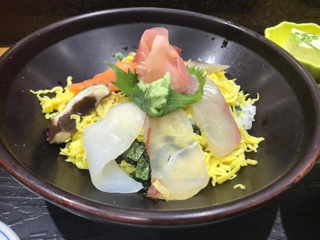 ひょうたん寿し 江坂本店 - サブ画像1