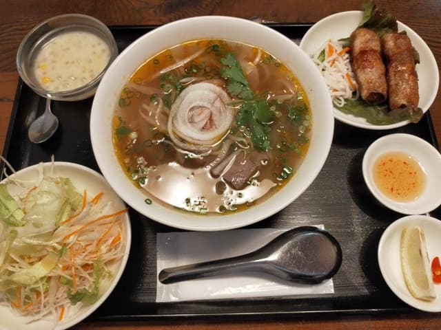 ベトナムレストラン ノンラー 高田馬場店 - サブ画像2