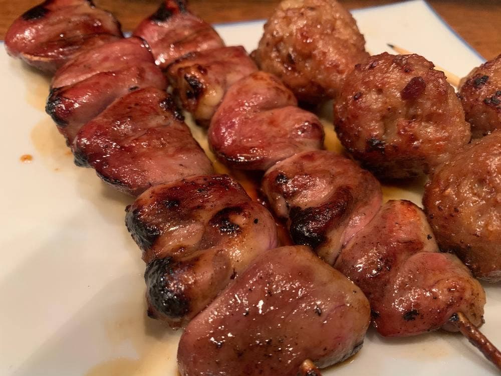 丸八やきとりチェーン店 平和通り支店