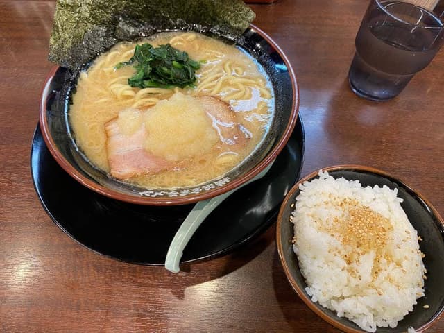 丸岡商店 東新町店 - サブ画像1