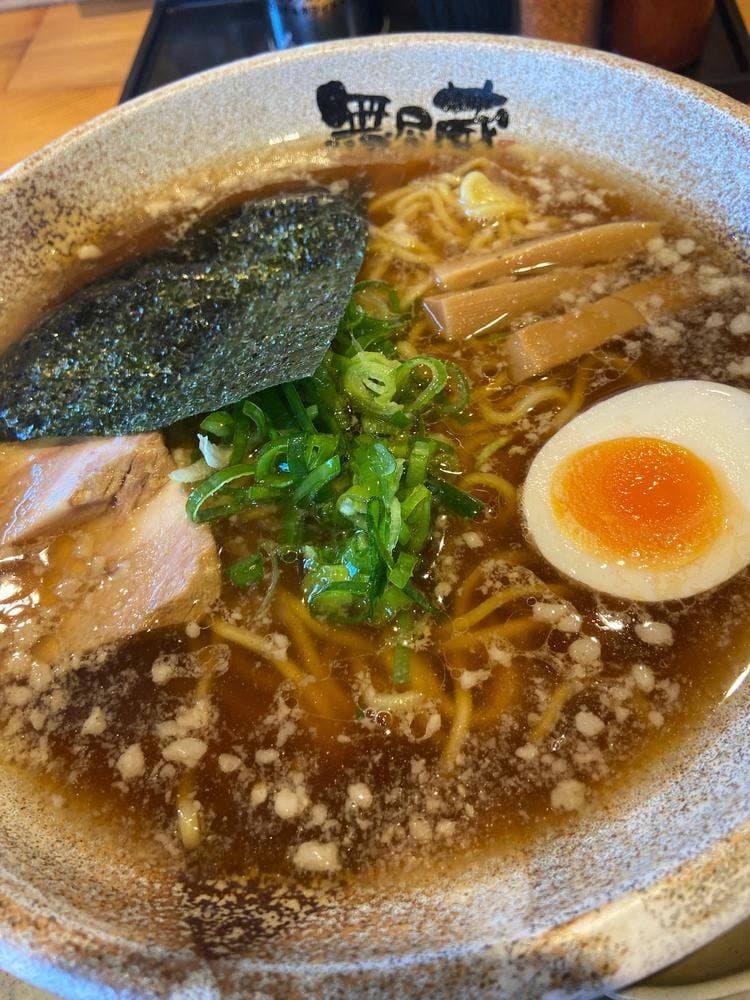 越後秘蔵麺 無尽蔵 ながおか家