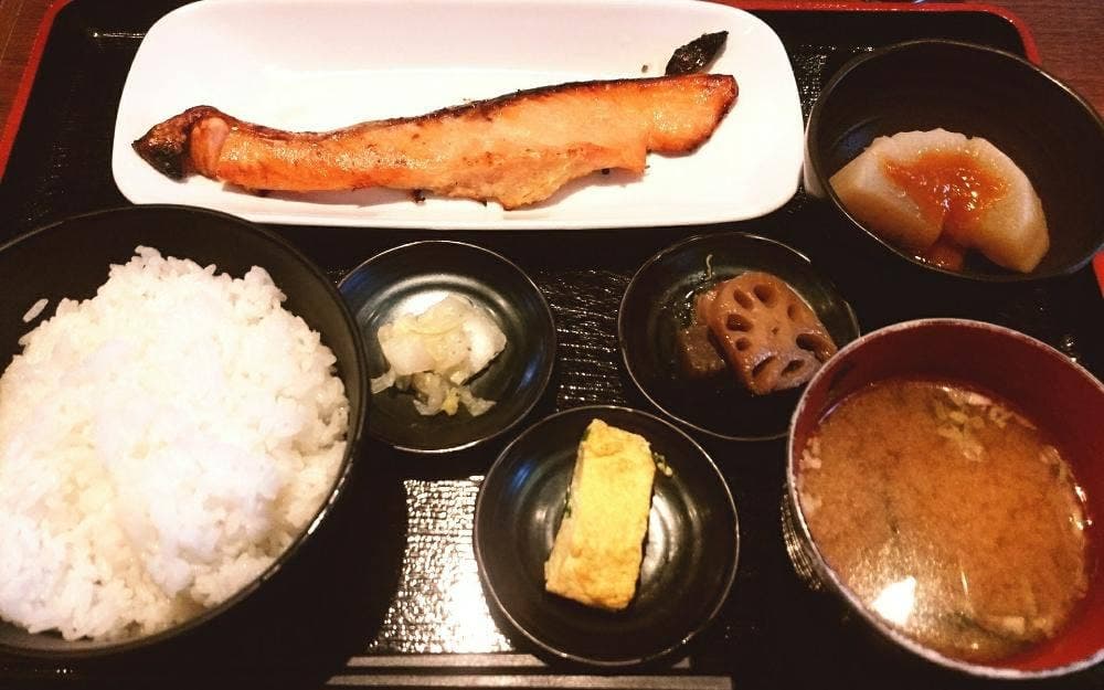 もんきち 代々木 居酒屋 個室