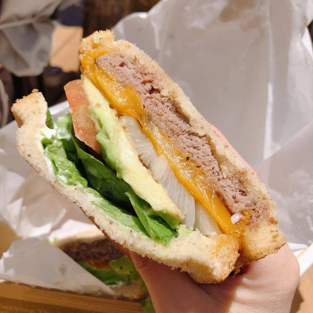 KUA`AINA 三井アウトレットパーク滋賀竜王店 - サブ画像3