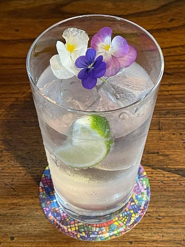 Alembic Distillery Pub SALT - サブ画像1
