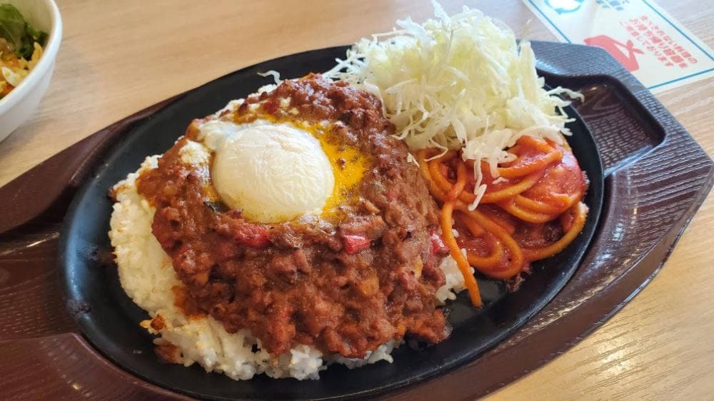 ガスト 徳重店