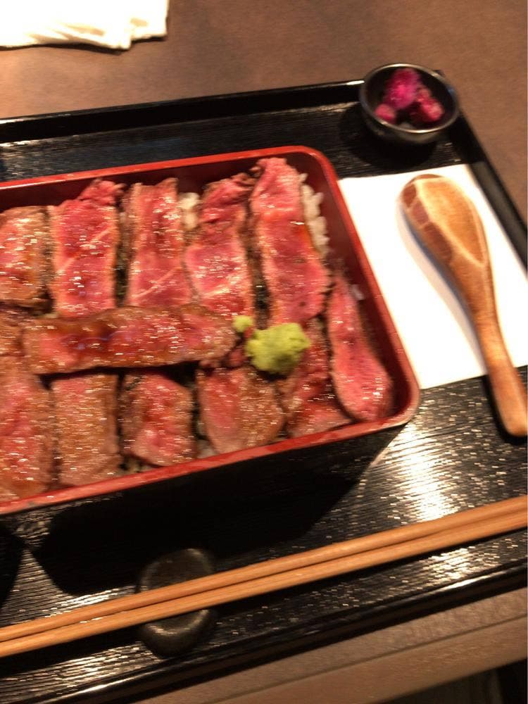 ステーキハウス 听 大手門店