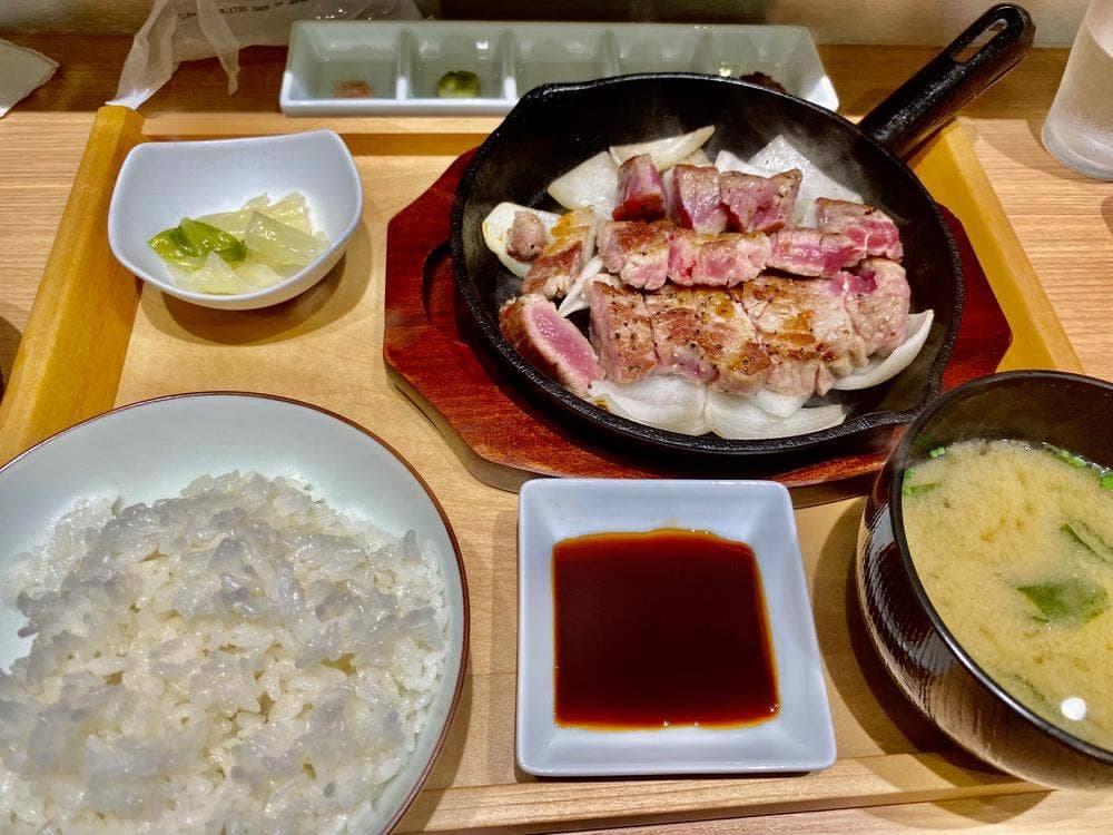 豚ステーキ専門店 B 下関ゆめシティ店