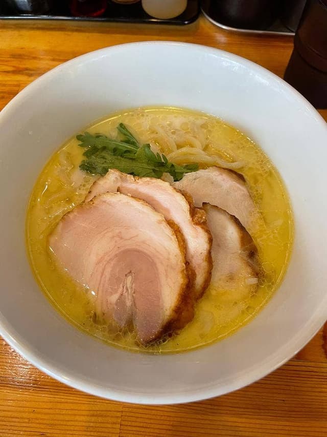 鶏ラーメン 極楽鳥 - サブ画像1