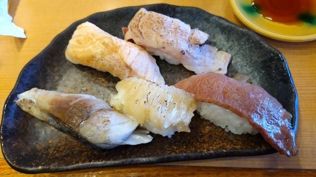 グルメ回転寿司 函太郎 宇賀浦本店 - サブ画像1