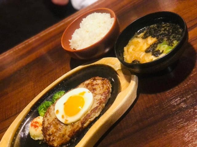 びっくりドンキー 八尾山城店 - サブ画像3