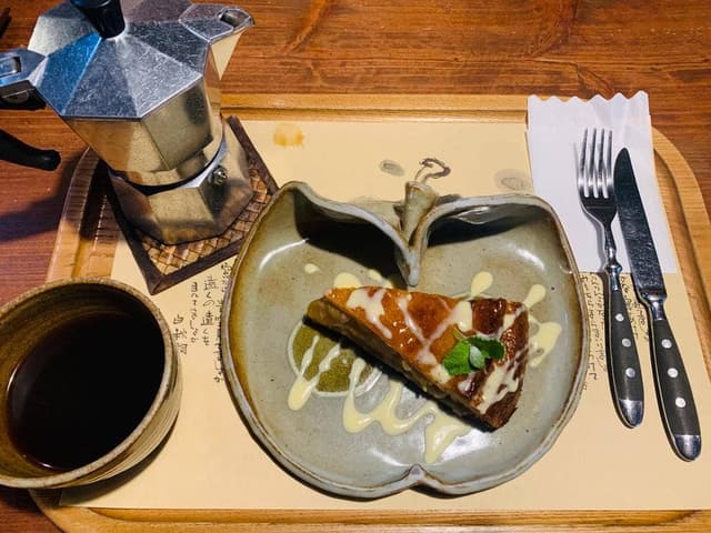 茶菓房 林檎の樹 南小国町店 - サブ画像1