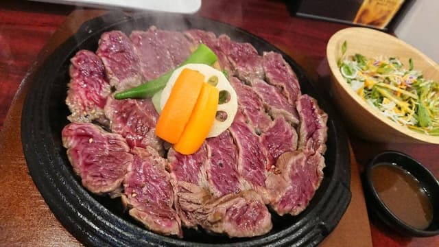 肉が一番 天神店 - サブ画像2