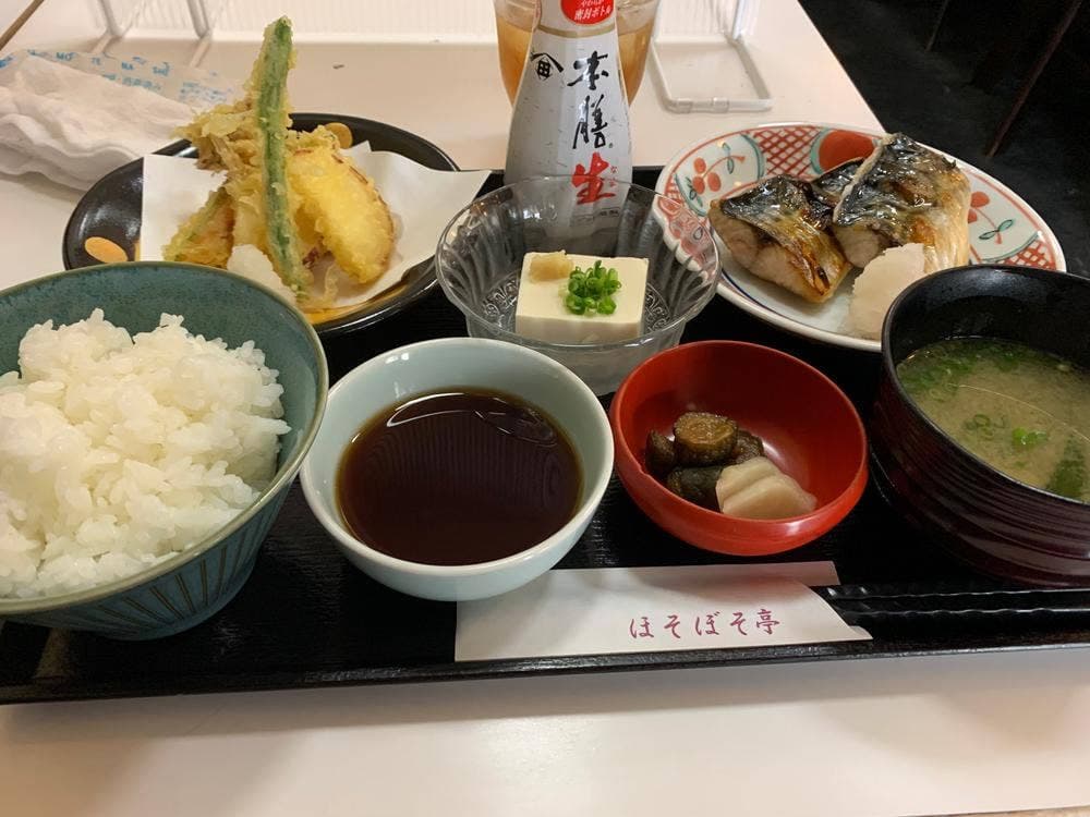 ほそぼそ亭