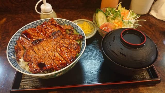吉川屋 本店 - サブ画像1