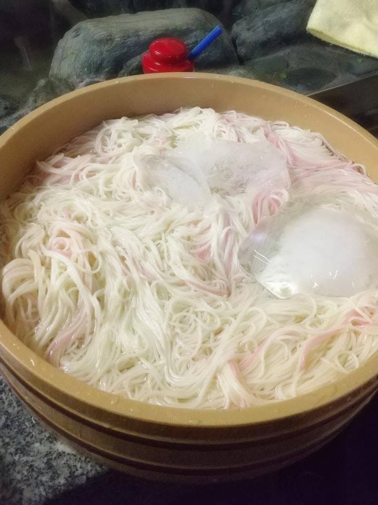 平家谷そうめん流し