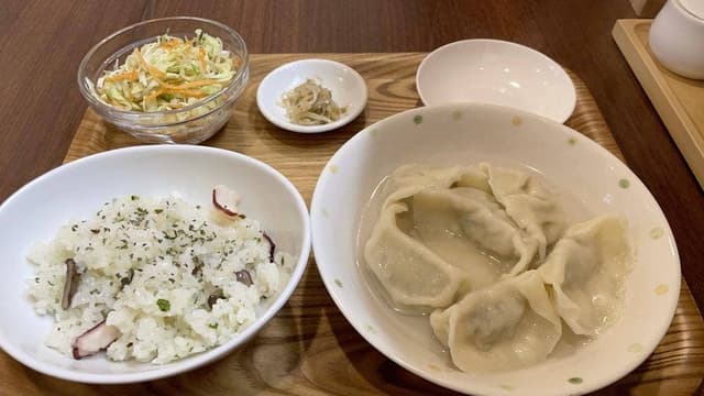 Spotlight 水餃子&飲茶 - サブ画像3