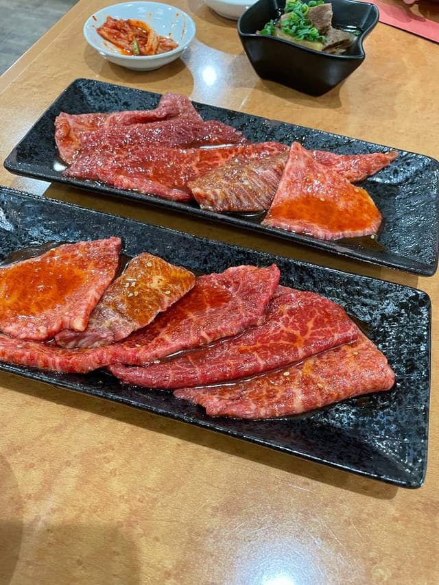 炭火焼肉 牛和鹿 本店 - サブ画像2