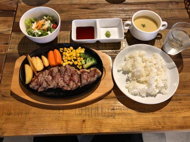 ステーキ&ハンバーグ MOKU - サブ画像3