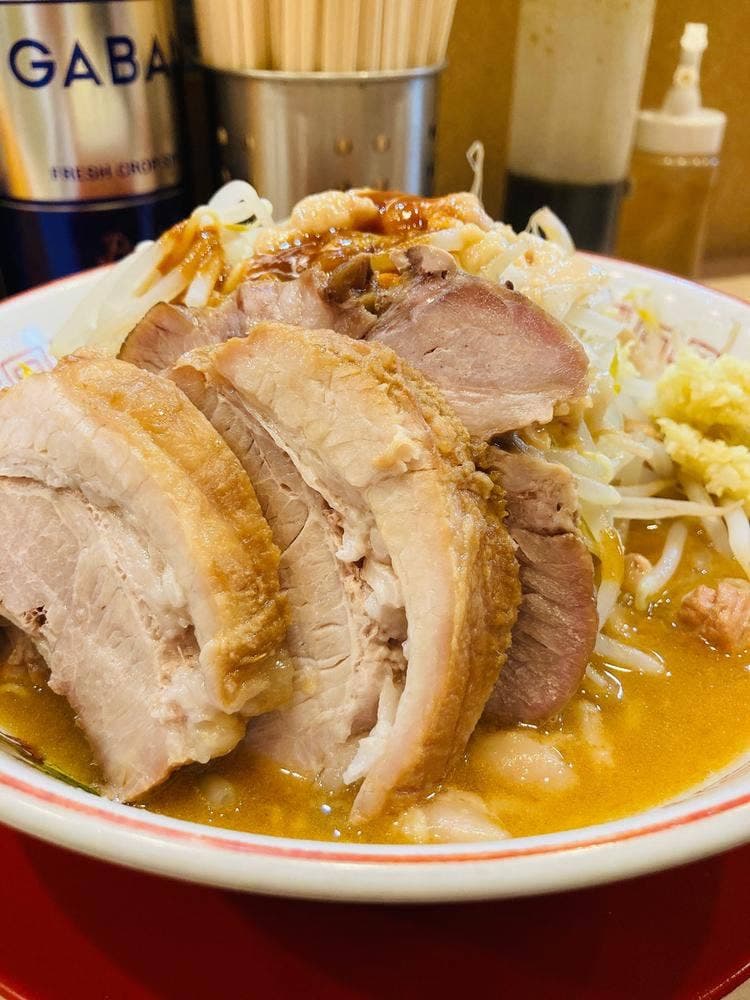 ガッツリラーメンいち豚 福島上町本店