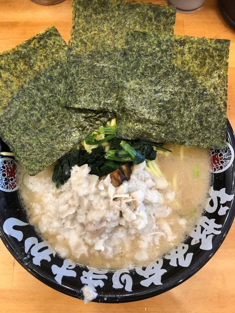 横浜家系ラーメン 辻田家 鶴田店