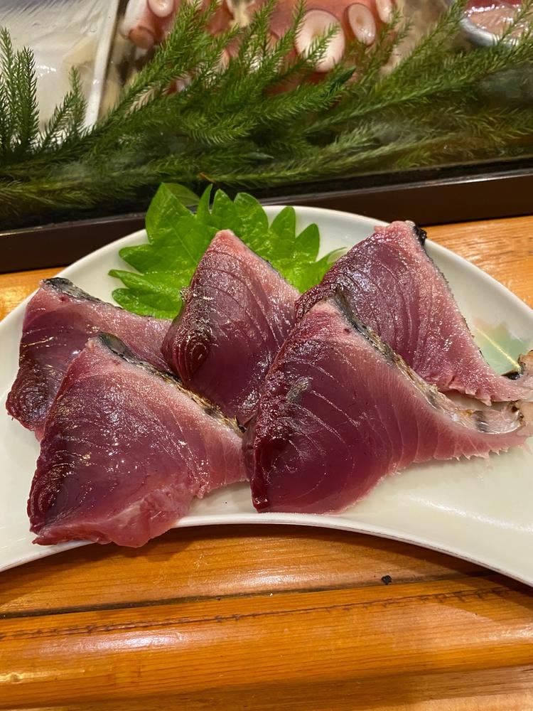 鷹乃羽鮨