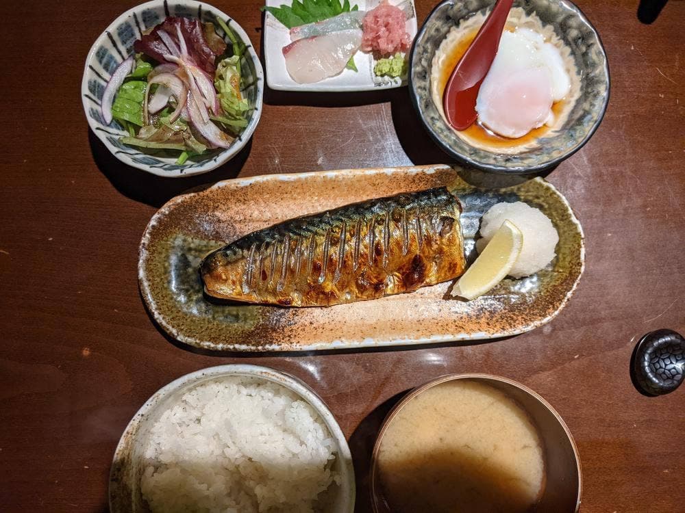 地酒と炭火炉端焼 おやき SiSiMARU