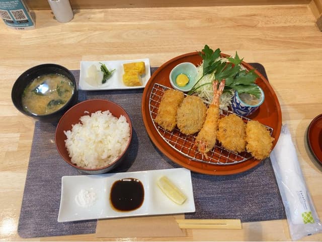 とんかつ 寿々久 - サブ画像2