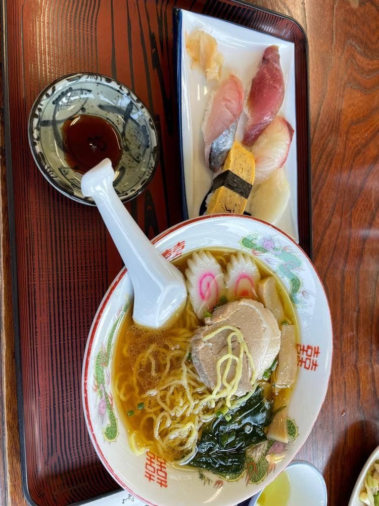 名立食堂