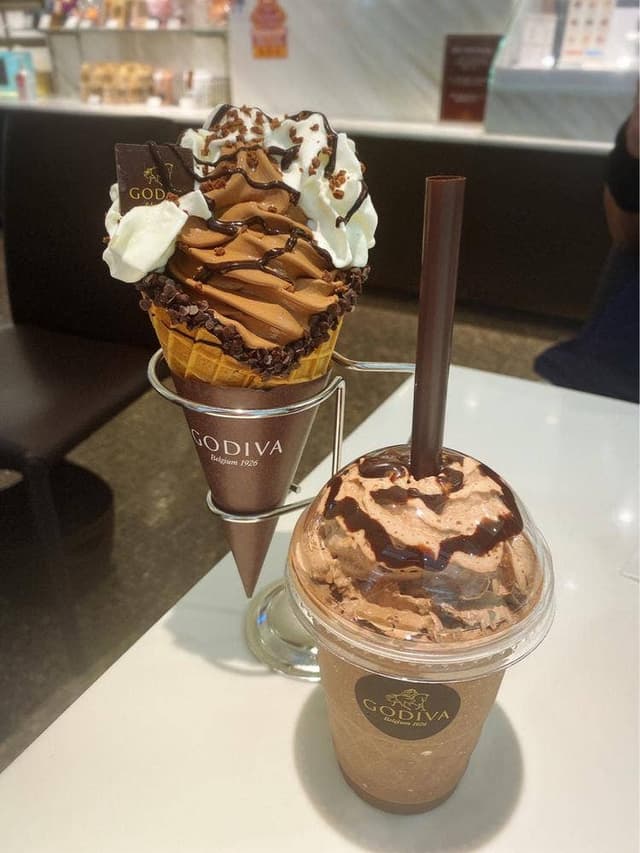 ゴディバ 神戸・三宮さんちか店 - サブ画像1