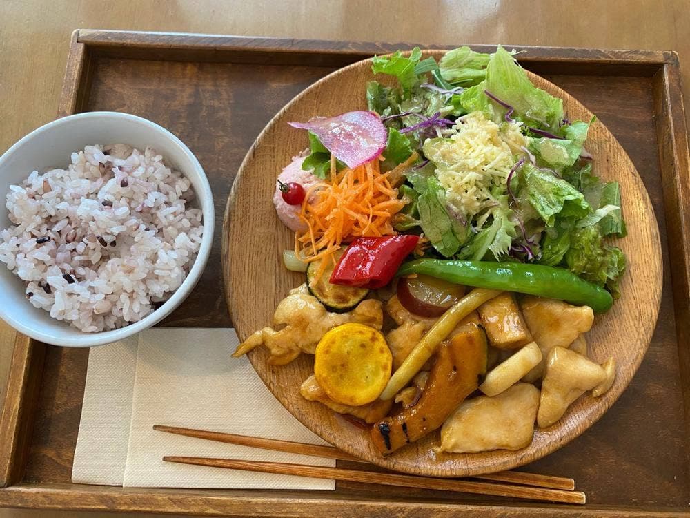 ごはんと雑貨pokoj