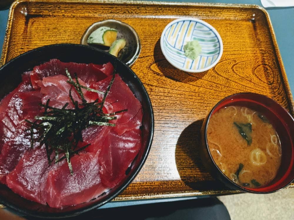 まぐろ亭