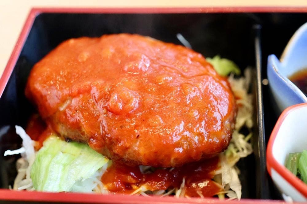 おばんざい焼き鳥 右近の花