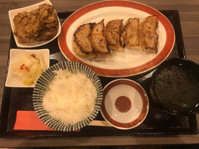 八王子餃子食堂 - サブ画像1