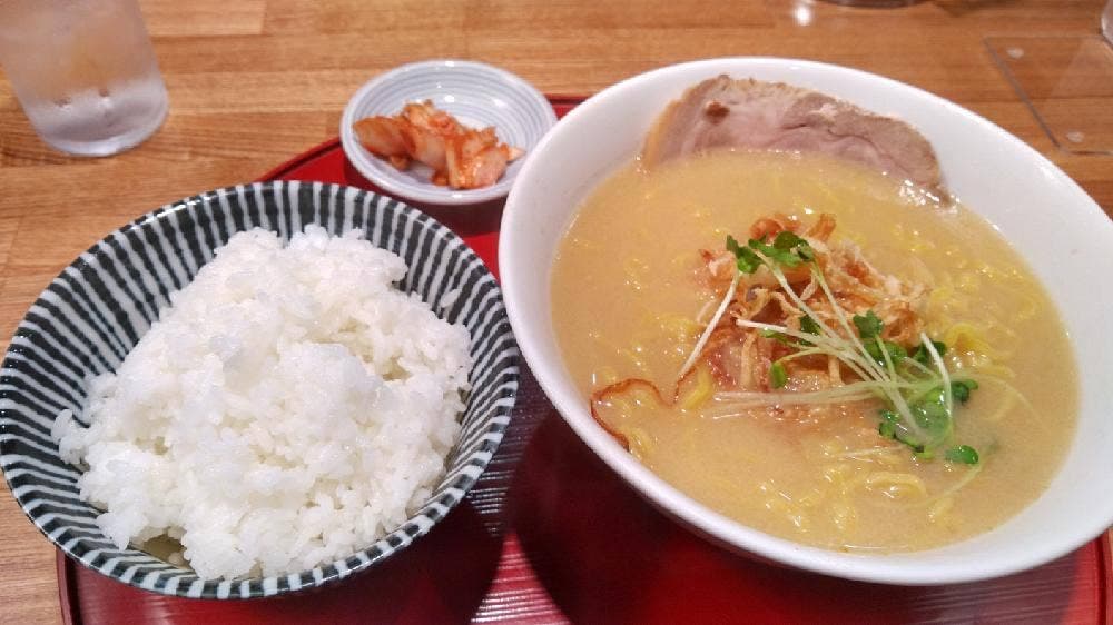 ハウリンパウリン