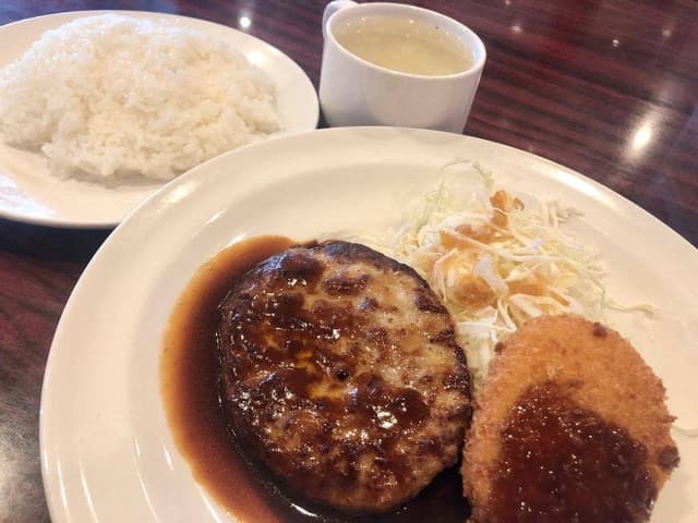 ガスト 伊勢バイパス店 - サブ画像2