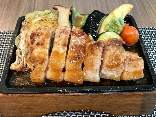 小江戸黒豚鉄板懐石オオノ - サブ画像1
